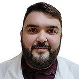Врач Абакаров Раджаб Рафаилович