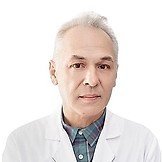 Врач Ахметшин Рустэм Фаисович