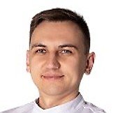 Врач Алексеев Артем Васильевич