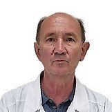 Врач Бектимиров Ирек Искандерович
