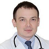 Врач Бикбаев Ленар Иршатович