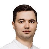 Врач Бухаров Дамир Винерович