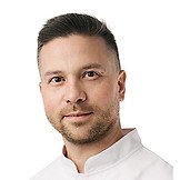 Врач Гайнуллин Ильдар Рустэмович