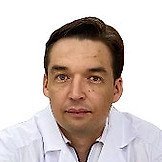 Врач Галиуллин Ильшат Фанилович