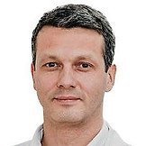 Врач Галиуллин Олег Фаритович 