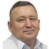 Врач Камалов Ильяс Аглямович