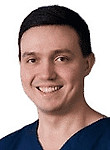 Врач Ханбиков Булат Наилевич