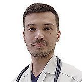 Врач Хасанов Искандар Тимурович 