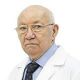 Врач Кузьмин Леонид Иванович