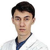 Врач Мингазов Адель Эдуардович