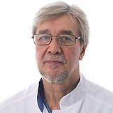 Врач Нарыков Ринат Хамидович	