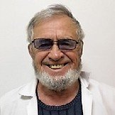 Врач Плаксейчук Юрий Антонович