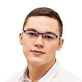 Врач Рахимуллин Артур Каримович