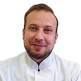Врач Салахов Ильдар Рафаэльевич