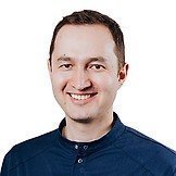 Врач Сыртланов Рустам Рашитович