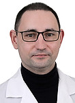 Врач Тюменев Руслан Ринатович