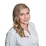 Врач Уракова Елена Владимировна