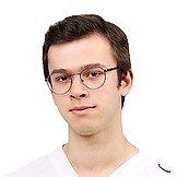 Врач Уразбахтин Артур Анверович