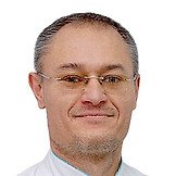 Врач Валиахметов Ильшат Хусаенович