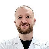 Врач Валиев Азат Равильевич