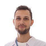 Врач Закиров Айдар Камилевич 