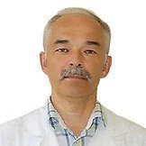Врач Закиров Рустем Хайдарович